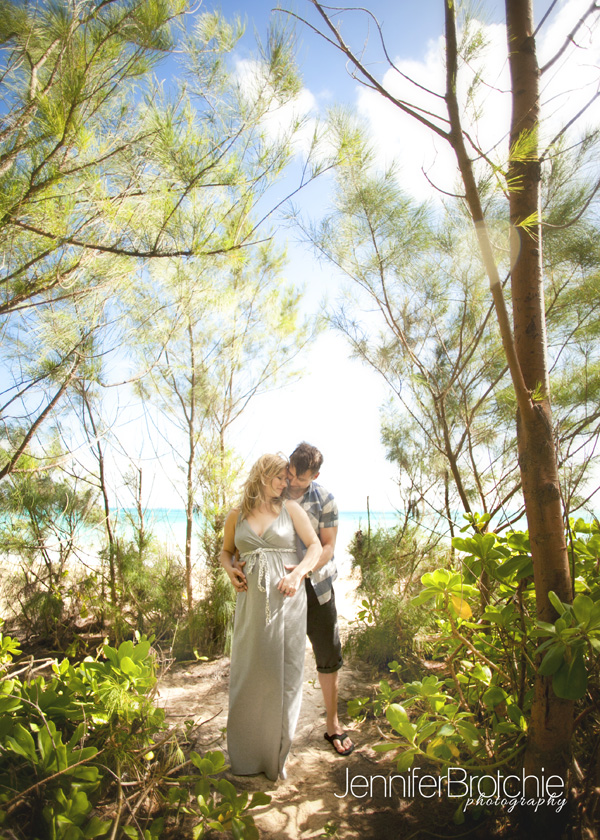 hawaii maternity engagement wedding photographer photos beach