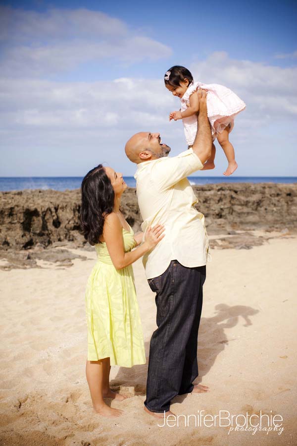 Resort in oahu the aulani for beach family photos.