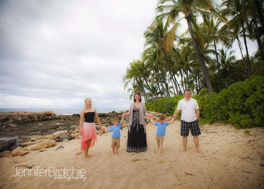 family hawaii pictures at the beach