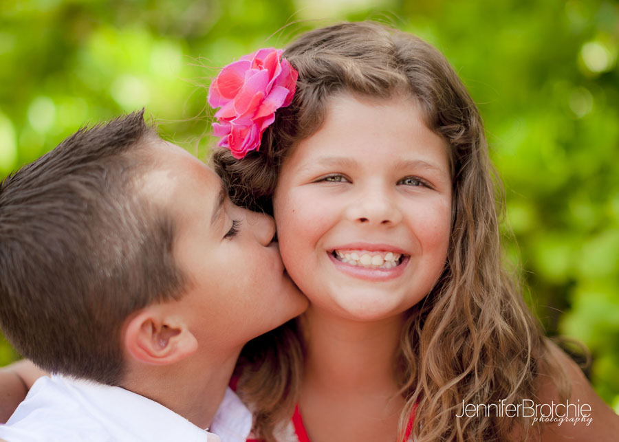family photos on the beach at disney aulani koolina by professional photographer children