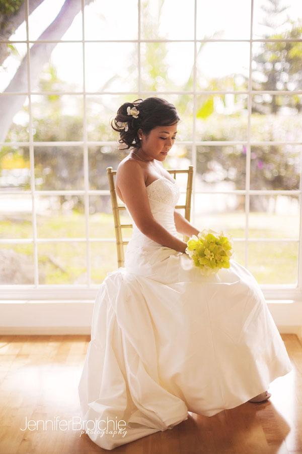 oahu bride ideas hawaii beach wedding photo