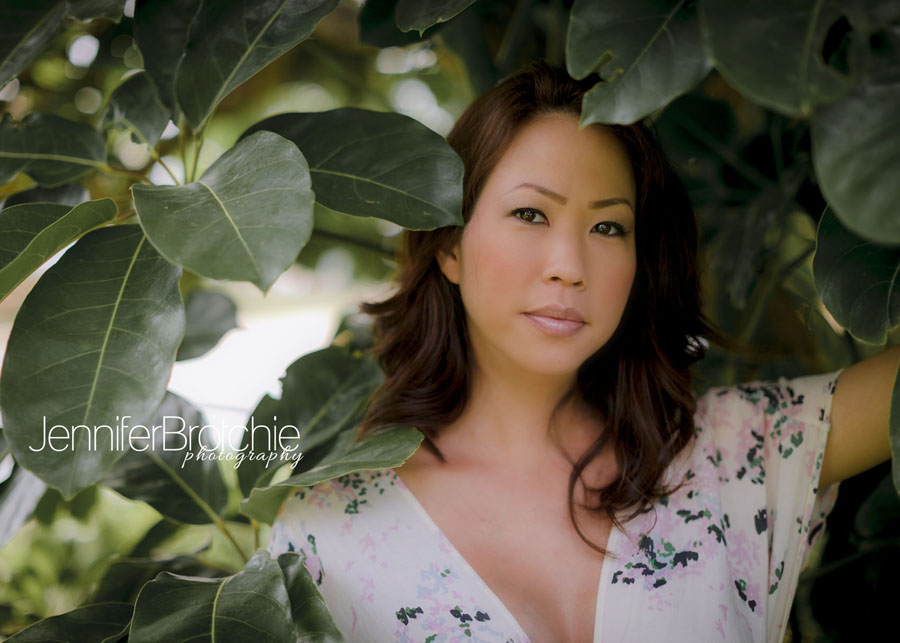 professional picture at aulani, maternity, family and weddings on oahu