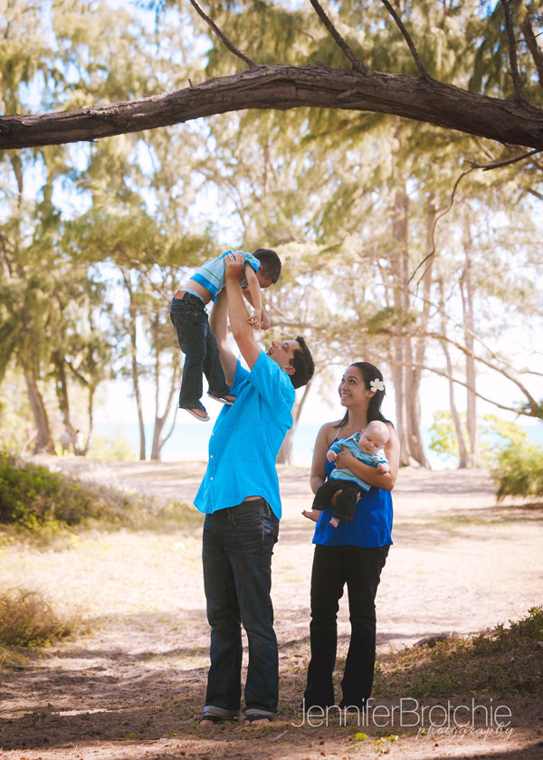 family photographer oahu hawaii best fun