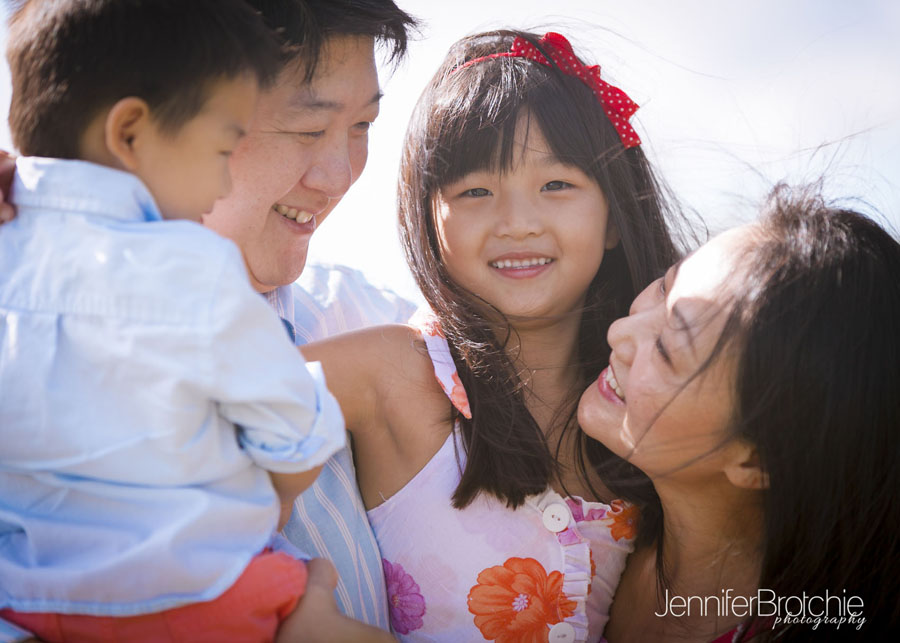 hawaii family photographer in waikiki oahu