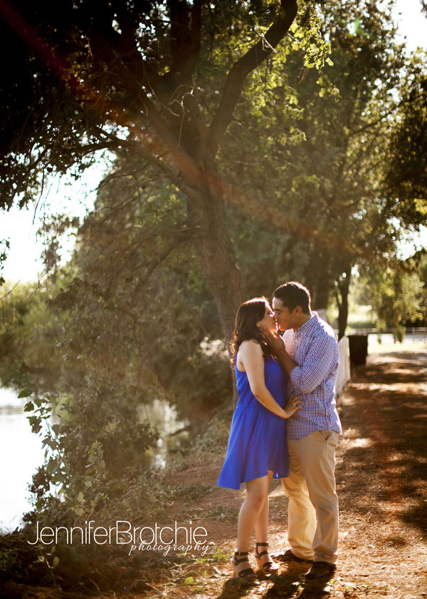 oahu wedding photographer engagement photo