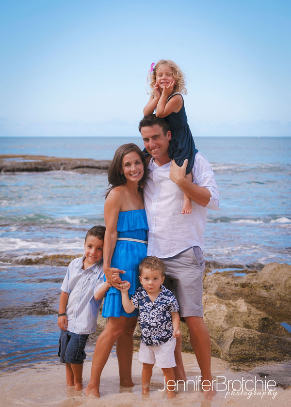 family photographers in oahu beach waikiki
