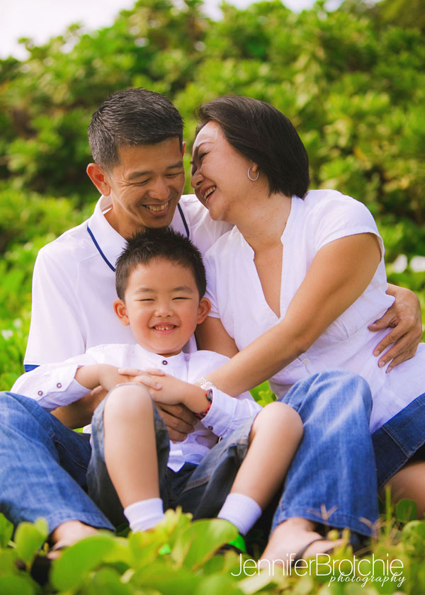 Disney Aulani, Oahu professional photographer for vacationing families.