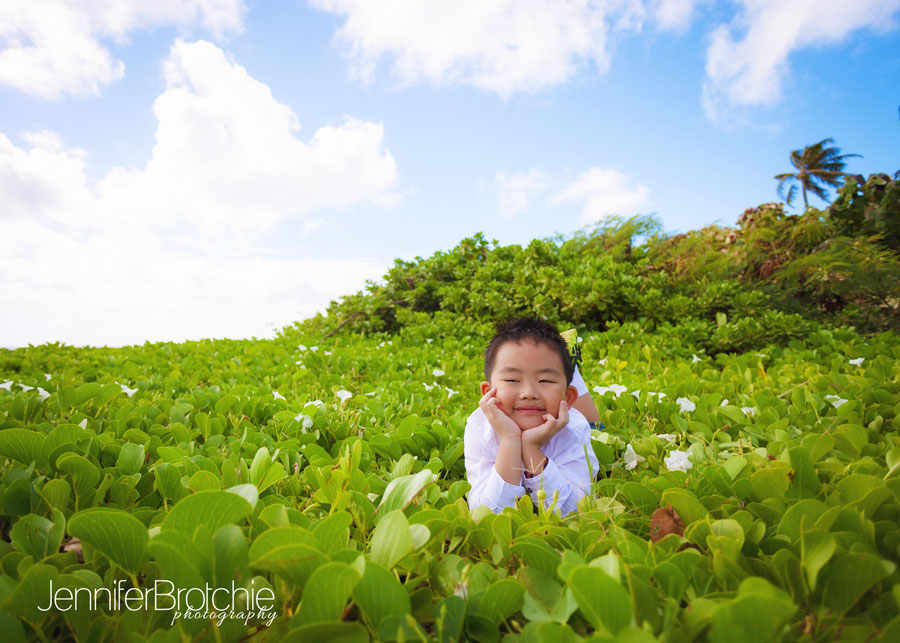 Oahu family photographer in Honolulu and Disney Aulani Resort.
