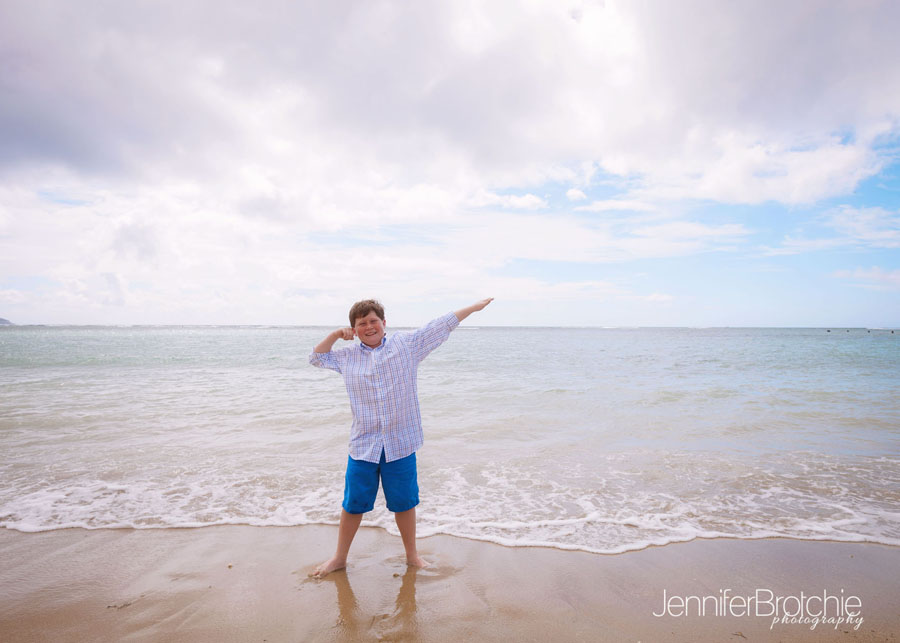 pictures beach family fun candid waikiki honolulu oahu