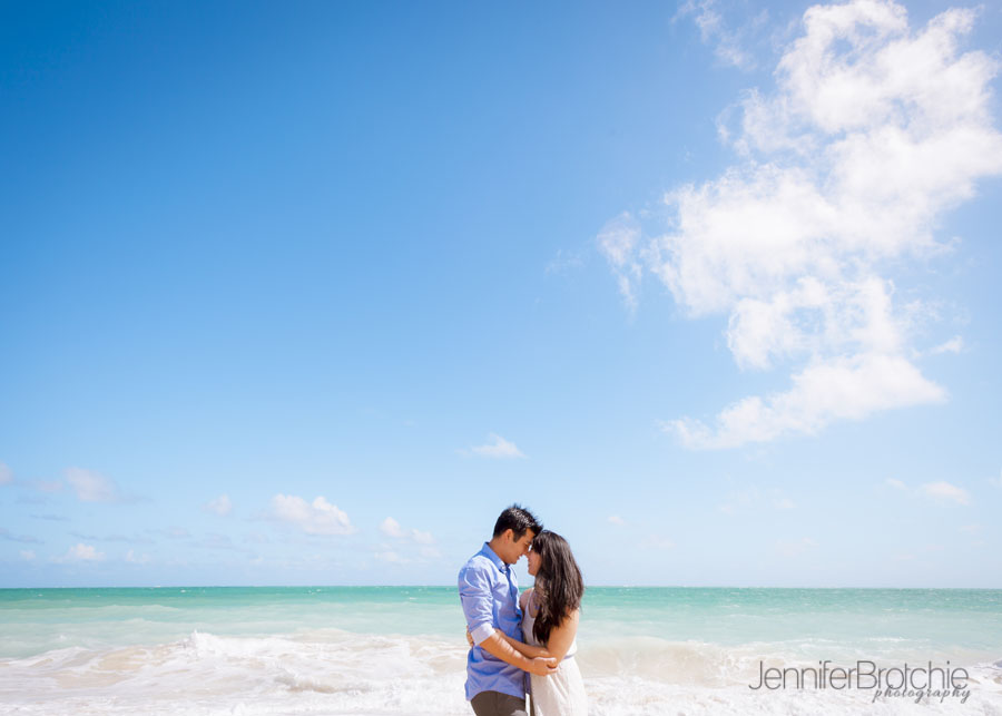 destination-wedding-photographer-hawaii-engagement