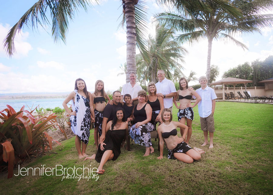 family photos oahu beach pictures disney aulani photo session