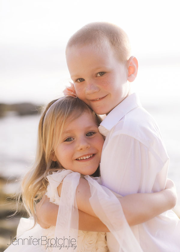 Waikiki, Honolulu based wedding and family photographer, photo session on the beach