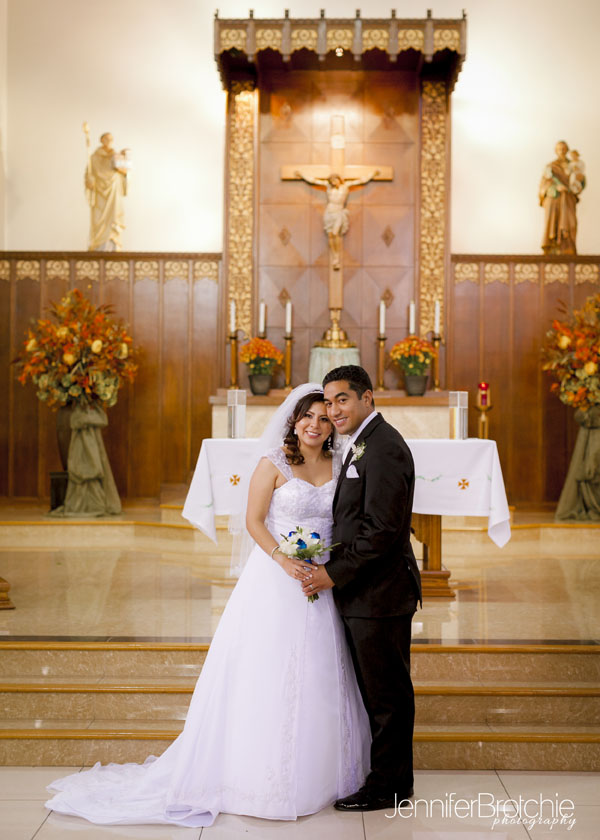 st bernard church, tracy, california, destination wedding, oahu hawaii