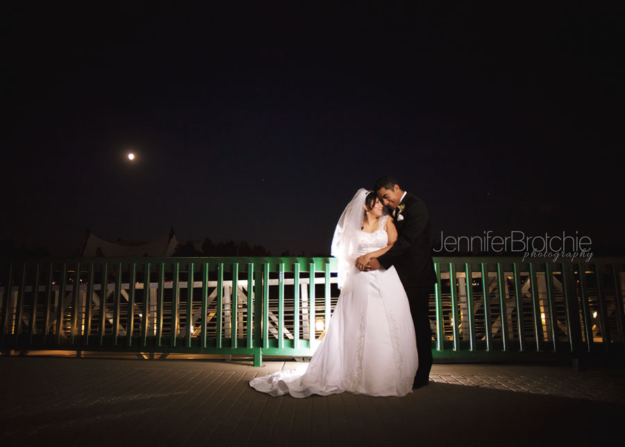 sunset wedding photographer, hawaii, oahu, destination