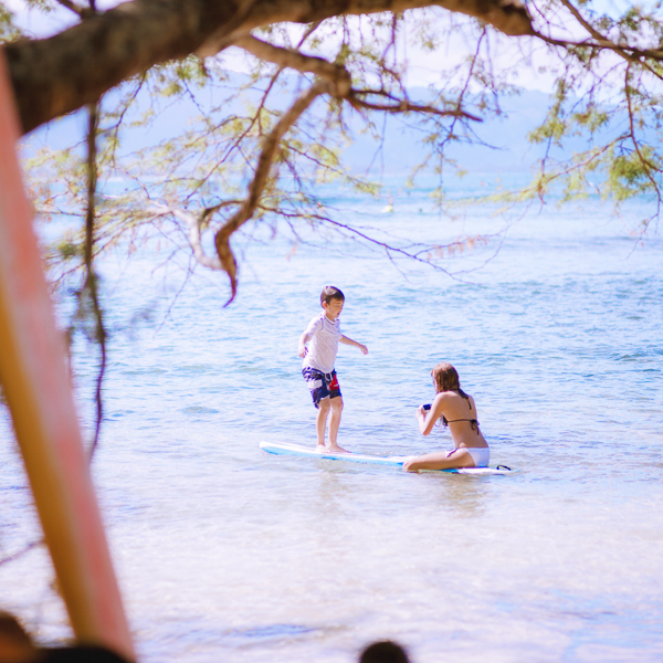 oahu family film photographer sessions at the beach
