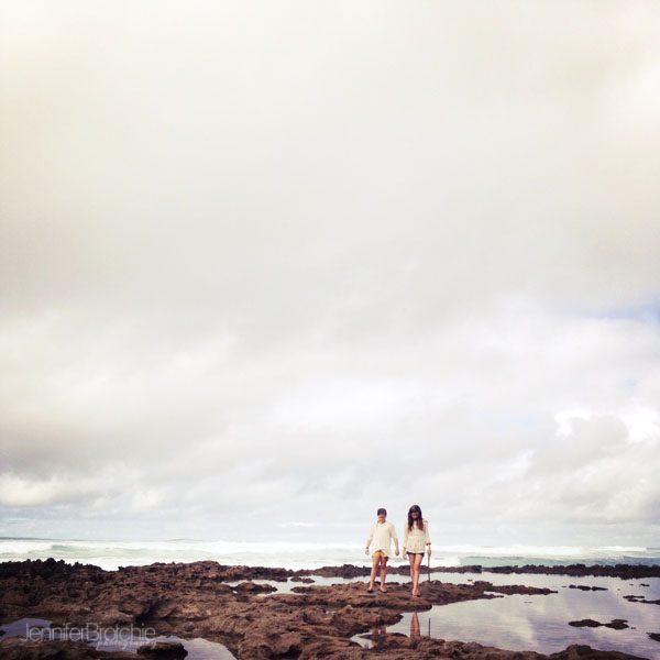 oahu family photographer in north shore at disney aulani koolina