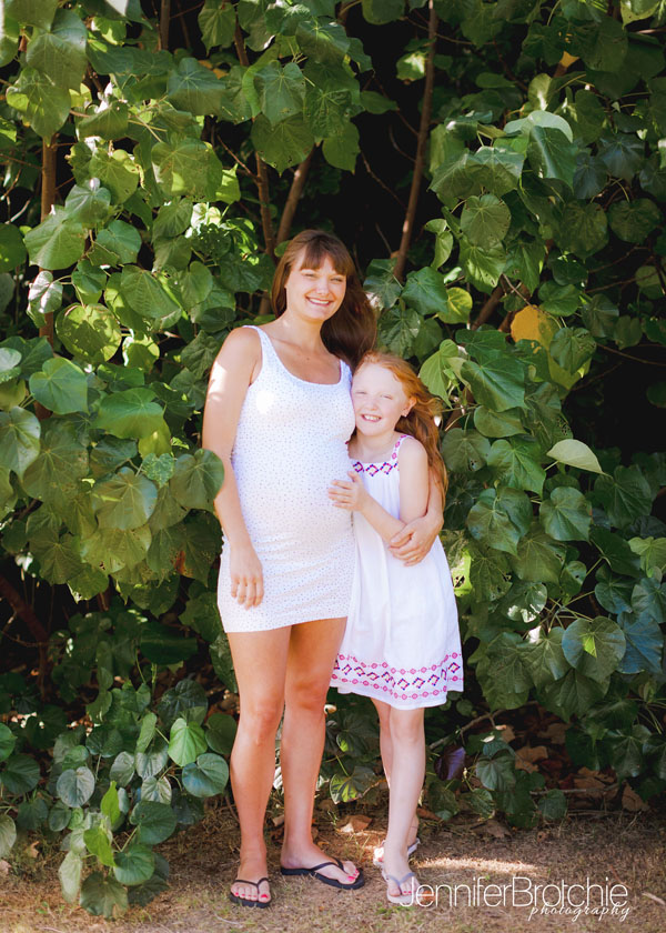 oahu family pictures maternity pregnancy baby vacation at the beach