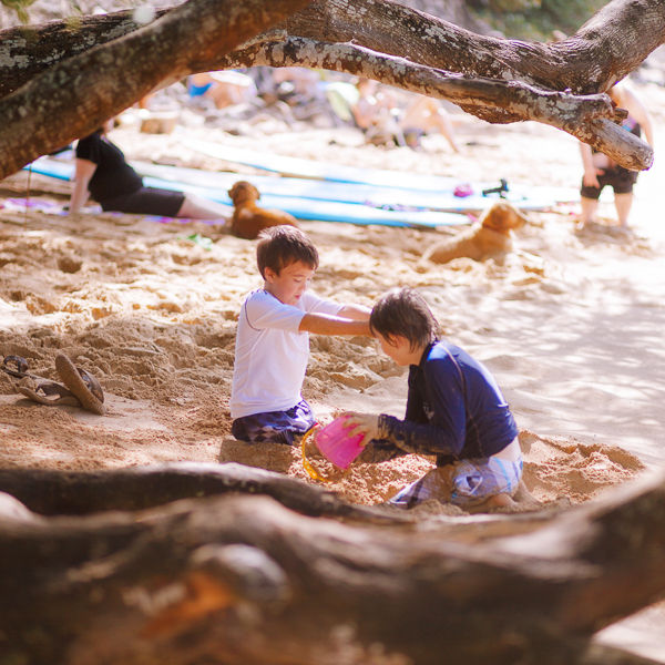 waikiki beach family photo session honolulu oahu