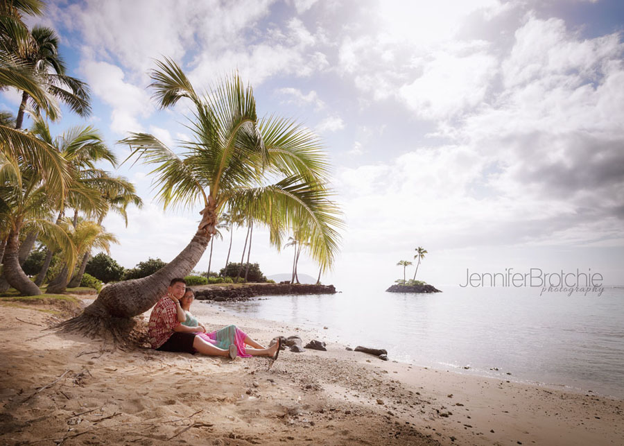 hawaii oahu photographer family couples engagements