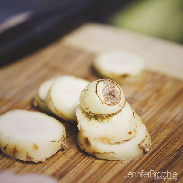 thai coconut lemongrass soup, thai food recipes, food photography, oahu professional photo