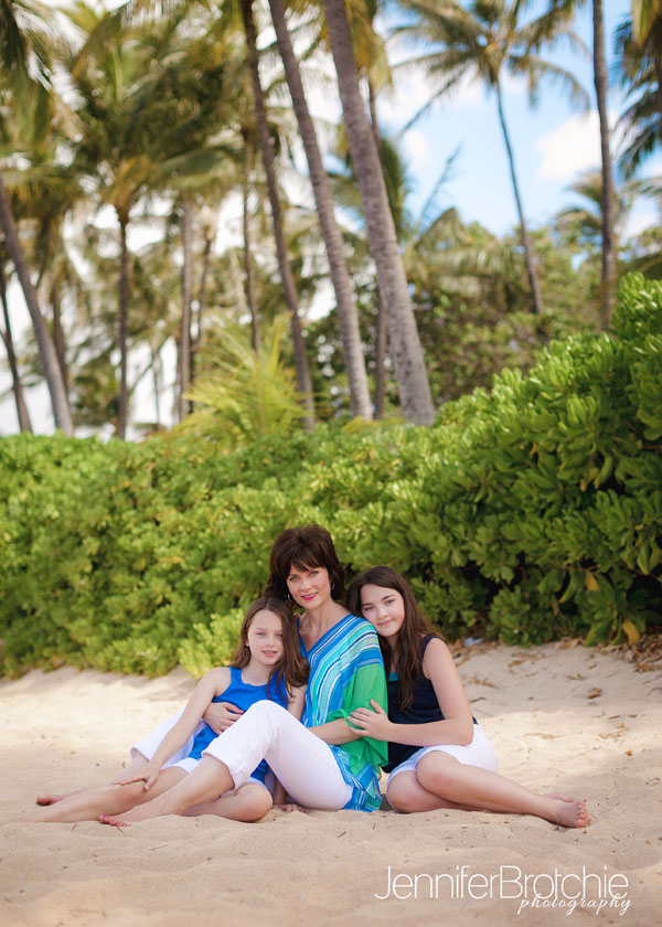 disney aulani resort, family professional photo shoots on the beach