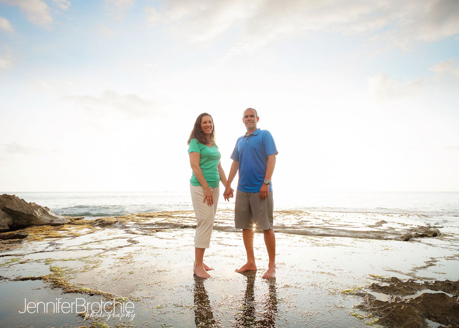 vacation photos on oahu, beach photo shoot