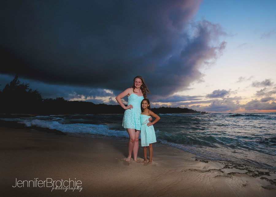 portraits on the beach, vacation photos, oahu, hawaii, waikiki