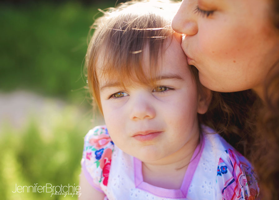 professional photos at disney aulani, beach vacation