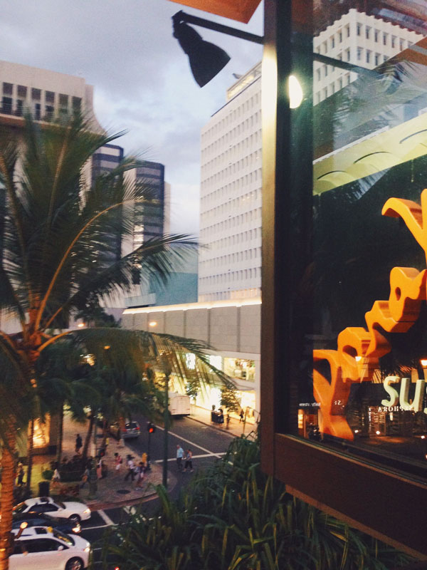 sushi in waikiki, japanese food, places to eat in waikiki, oahu, hip, modern