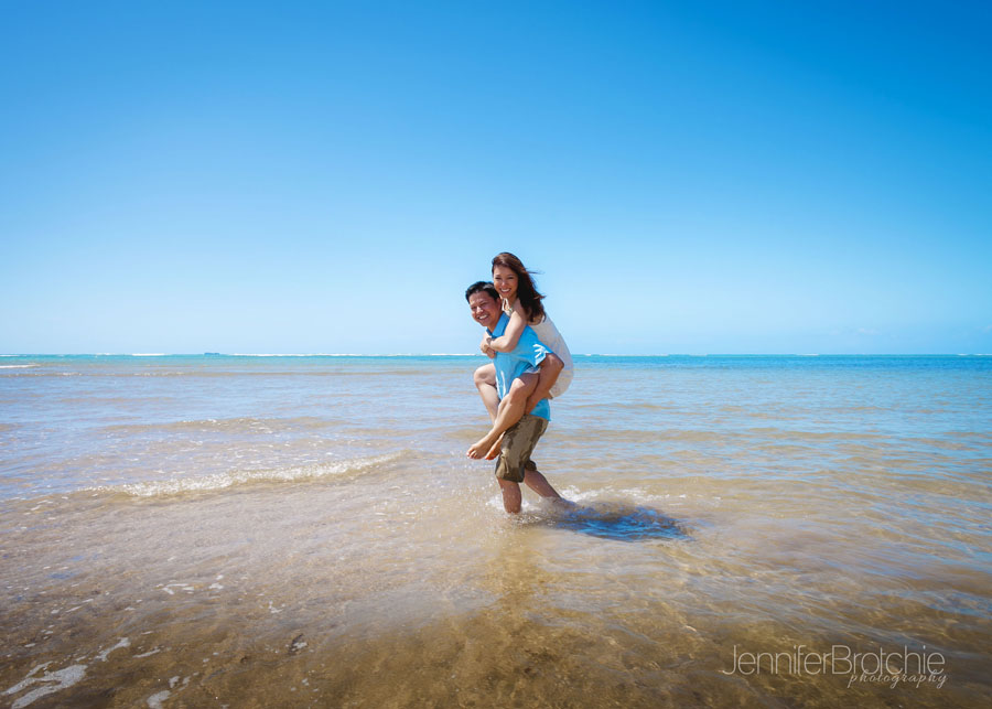 Professional photographer, Oahu, Hawaii, Family, Elopements, Engagements, Travel, Vacation, Weddings, Destination