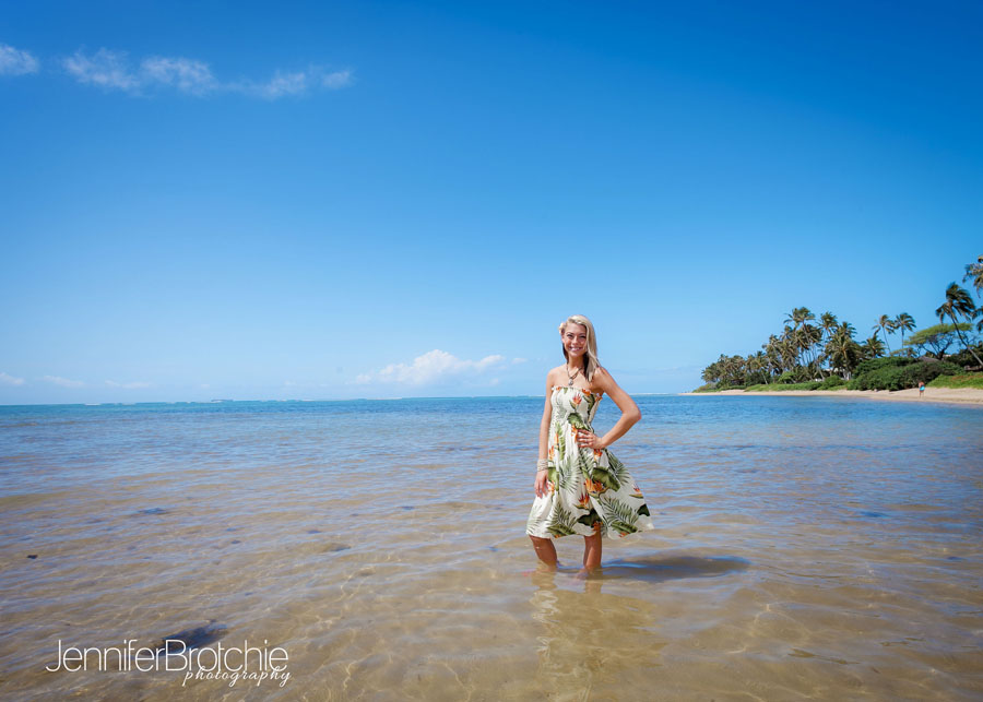 professional-oahu-family-photographer-waialae-honolulu-waikiki-disney-aulani-beach-pictures-on-vacation-couples-engagements-babies-kahala-4