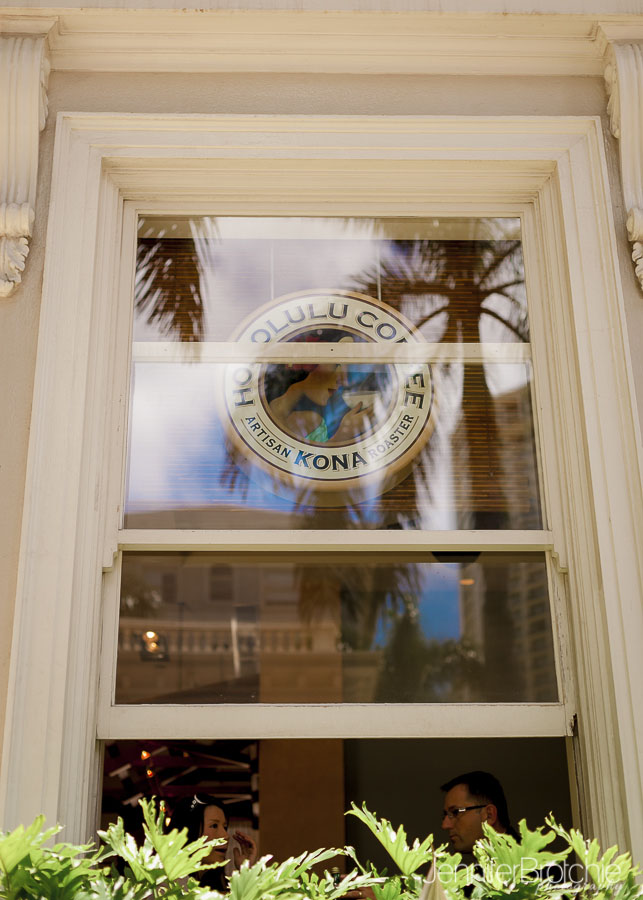 Places to Eat on Oahu, Honolulu Coffee Company, Waikiki, Hawaii