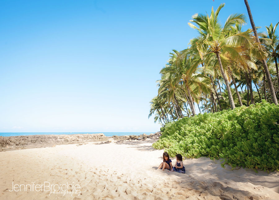 Family photographer is Oahu, Professional Pictures at the Beach, Turtle Bay Resort Photographer, Vacation Photos, Beach Photo Shoots, Fun Photo Sessions in North Shore