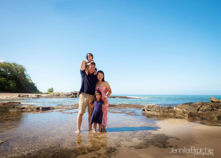 Family photographer is Oahu, Professional Pictures at the Beach, Turtle Bay Resort Photographer, Vacation Photos, Beach Photo Shoots, Fun Photo Sessions in North Shore