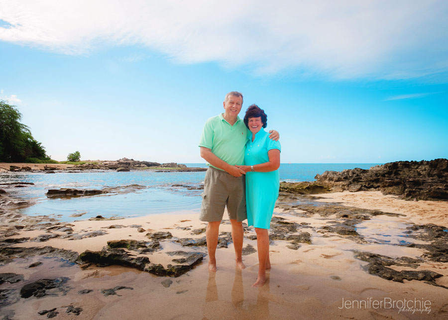 Oahu Family Photographer, Professional Hawaiian Pictures on the Beach, Vacation Beach photos for large families, Turtle Bay Resort Sunset Sessions, Disney Aulani Beach Photo Shoots