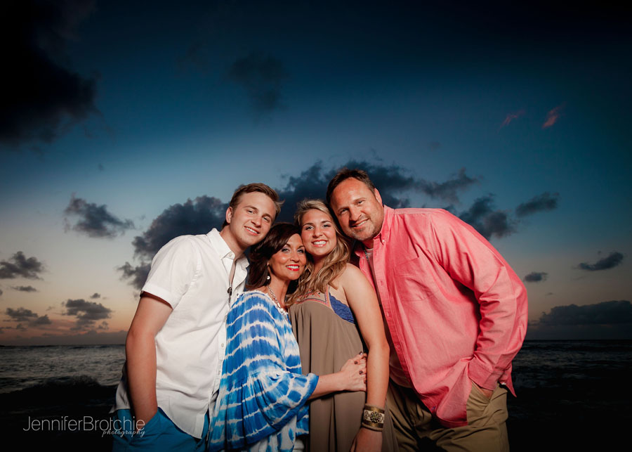 Photography on Oahu, Affordable Family Photography on Oahu, KoOlina Photographers,  Affordable Photography Oahu, Vacation Beach Photos, Engagement Photography, Surprise Proposal Photography, Best Photographer on Oahu