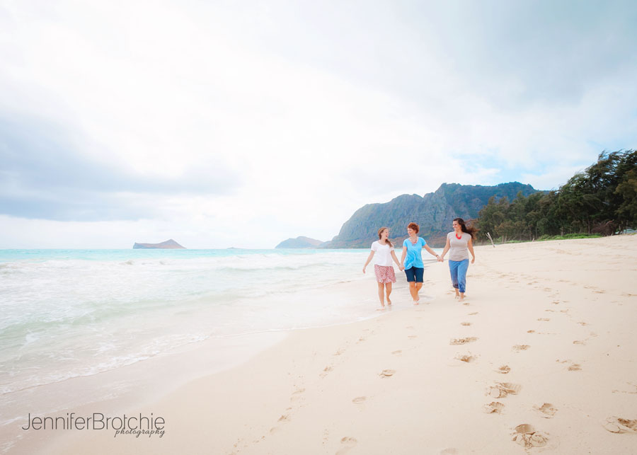 Oahu Family Photography, Kailua Vacation Beach Photos, Professional Photographer on Oahu, Waikiki Pictures on the Beach, Affordable Photographer in Hawaii, Children's Photographer