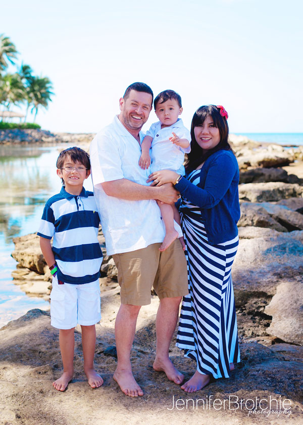 Oahu Photographer for Family, Hawaii Best Photographer, Affordable Beach Vacation Photos in Waikiki, Oahu Chiildrens Photographer, Photographer near Disney Aulani, KoOlina