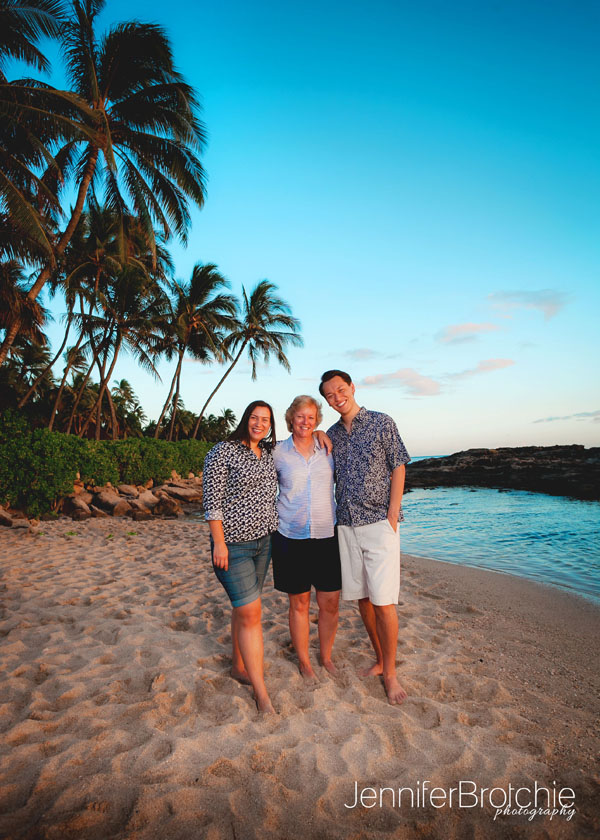 Family Photographer in Oahu, Waikiki Beach Photographs, Best Oahu Photographer, Disney  Aulani Resort Beach Photographer, Photos in Turtle Bay