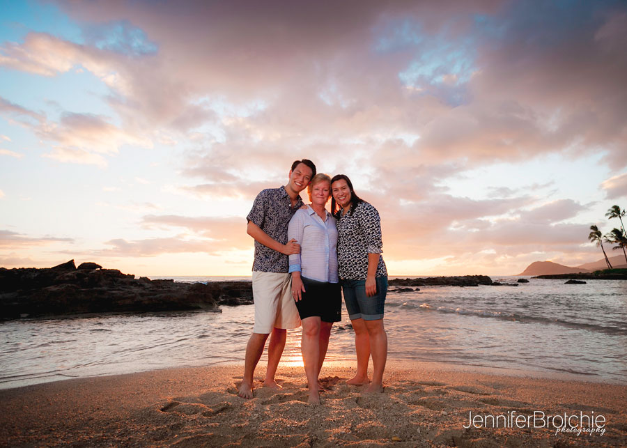 Family Photographer in Oahu, Waikiki Beach Photographs, Best Oahu Photographer, Disney  Aulani Resort Beach Photographer, Photos in Turtle Bay