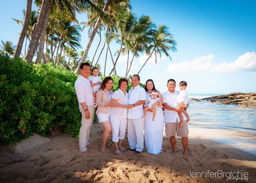 Photographer in Waikiki, Oahu Family Photographer, Best Affordable Photographer in Oahu, Disney Aulani Photographer, KoOlina Vacation Beach Photos, Photo Shoots in Turtle Bay