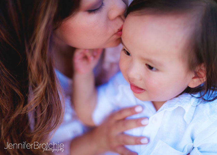 Photographer in Waikiki, Oahu Family Photographer, Best Affordable Photographer in Oahu, Disney Aulani Photographer, KoOlina Vacation Beach Photos, Photo Shoots in Turtle Bay