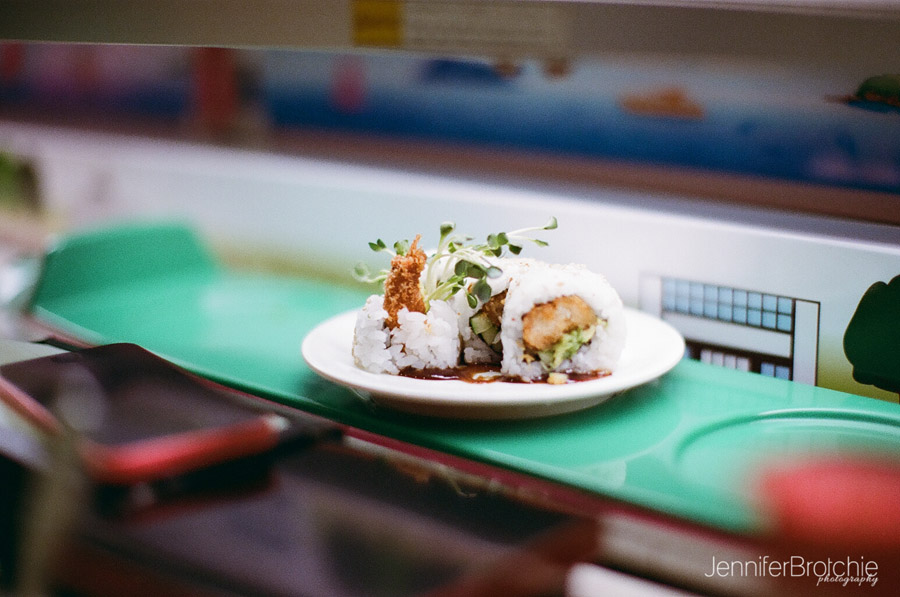 Oahu, Places To Eat, Things To Do on Oahu, Places to Visit in Waikiki, Hawaii, Oahu Photographer, Family Beach Photos, Film Photography, Ala Moana Mall, Shopping in Waikiki