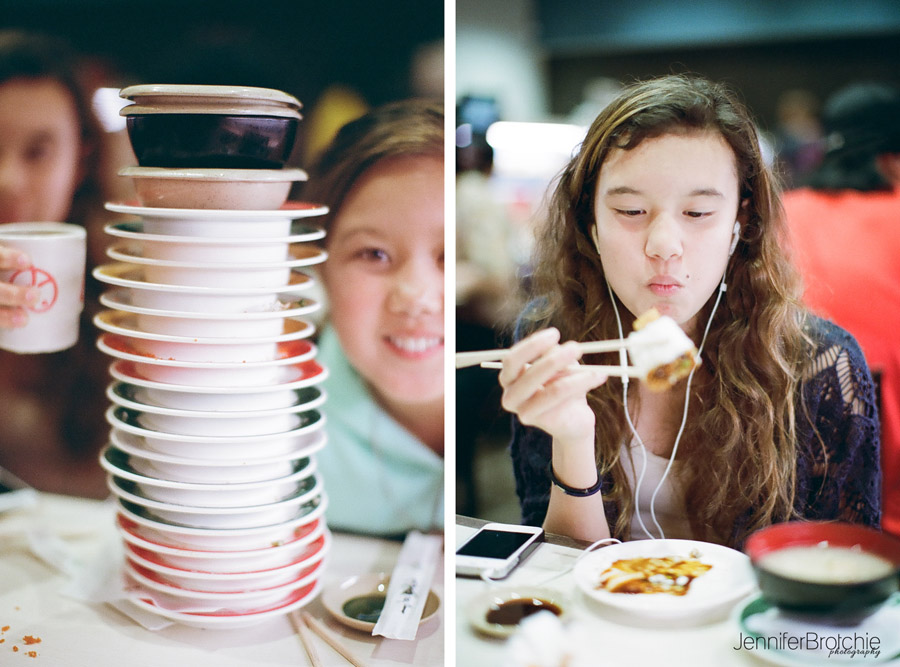 Oahu, Places To Eat, Things To Do on Oahu, Places to Visit in Waikiki, Hawaii, Oahu Photographer, Family Beach Photos, Film Photography, Ala Moana Mall, Shopping in Waikiki