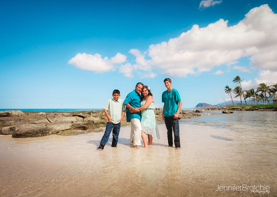 Oahu Family Photographer, Photographer in KoOlina, Vacation Beach Photos in Waikiki, Best Affordable Portrait Photographer on Oahu, Disney Aulani Photographer
