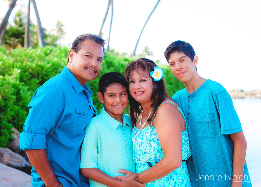 Oahu Family Photographer, Photographer in KoOlina, Vacation Beach Photos in Waikiki, Best Affordable Portrait Photographer on Oahu, Disney Aulani Photographer