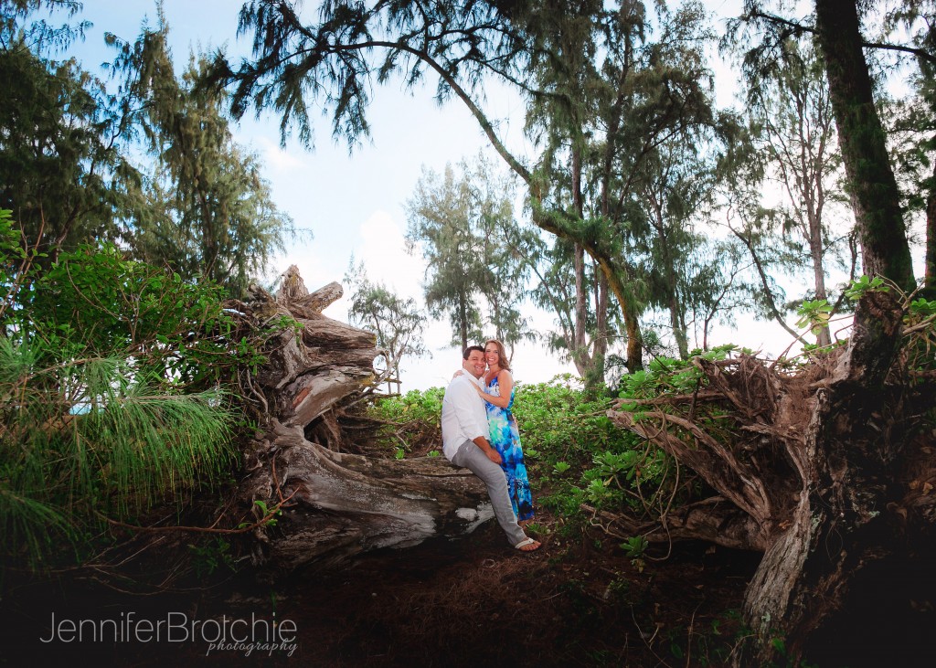 Oahu Photographer, Anniversary Photo Shoot on Oahu, Beach Vacation Pictures on Oahu, Disney Aulani Photographer, Photos in Hawaii, Professional Photographer in KoOlina