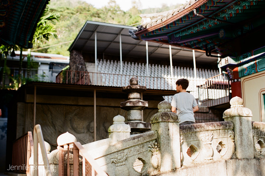 Oahu Family Photographer, Photographer in KoOlina, Disney Aulani Photo Shoots, Waikiki Professional Photography, Four Seasons Family Photographer, Best Affordable Portrait Beach Photographer Oahu