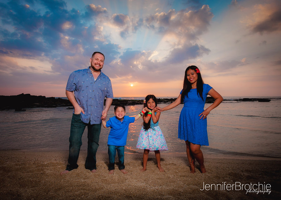 Oahu Family Photography, Photographer in Waikiki, Pictures on the Beach KoOlina, Disney Aulani Photographer, Photos in KoOlina, Turtle Bay Resort Beach Portraits