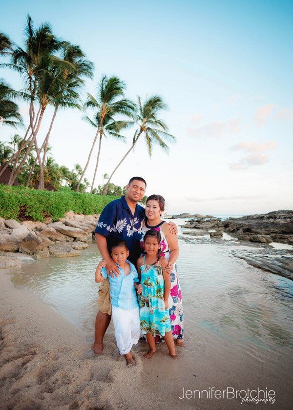 Oahu Family Photographer, Professional Photos in Waikiki, Beach Portraits in KoOlina, Turtle Bay Resort Photographer, Best Affordable Beach Portraits in Waikiki
